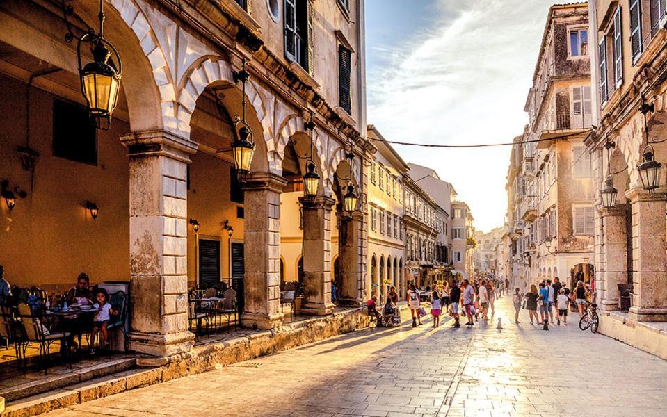 La Perla Di Corfu Apartment Dış mekan fotoğraf